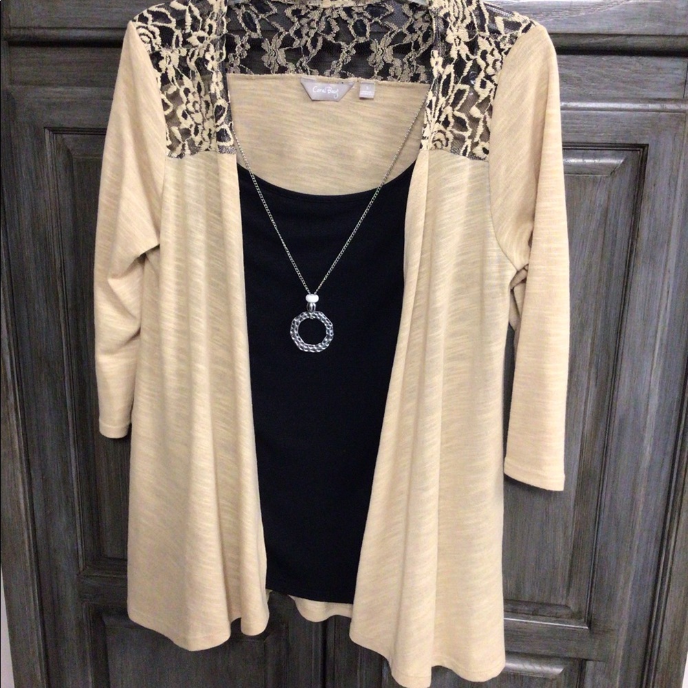 Coral Bay top